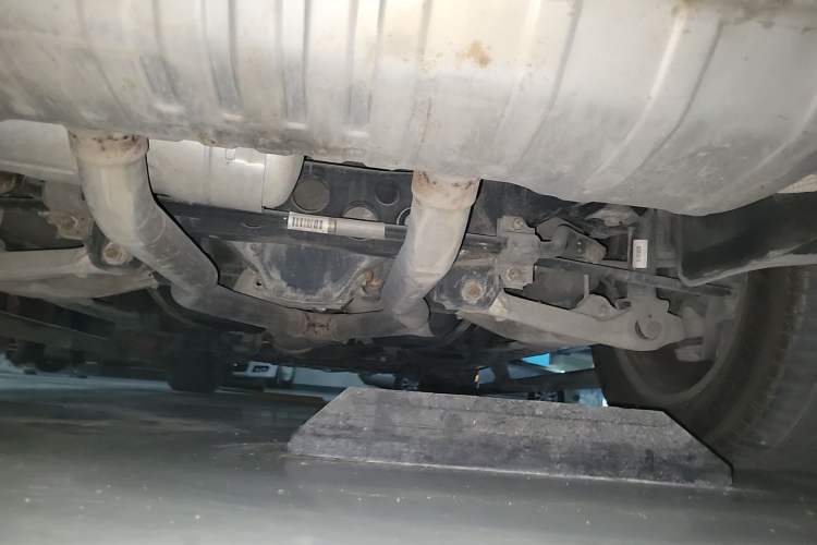 Used Mercedes-Benz GL-Class 2014 GL 400 4MATIC Dynamic Model Chassis Rear
