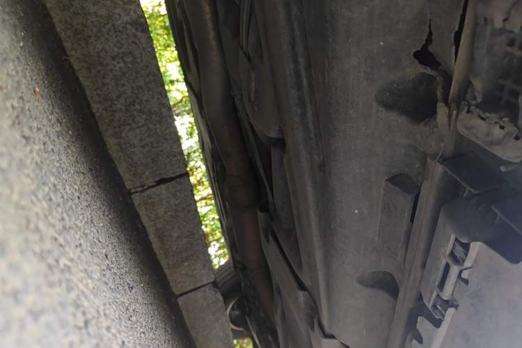 Used Mercedes-Benz GL-Class 2014 GL 400 4MATIC Dynamic Model Chassis Rear Right