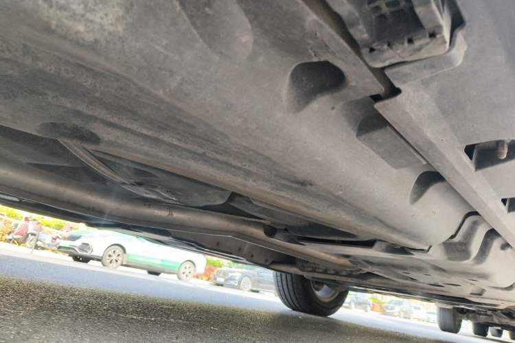 Used Mercedes-Benz GL-Class 2014 GL 350 CDI 4MATIC Chassis Rear Right