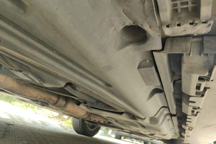 Used Mercedes-Benz GL-Class 2014 GL 400 4MATIC Dynamic Model Chassis Rear Right