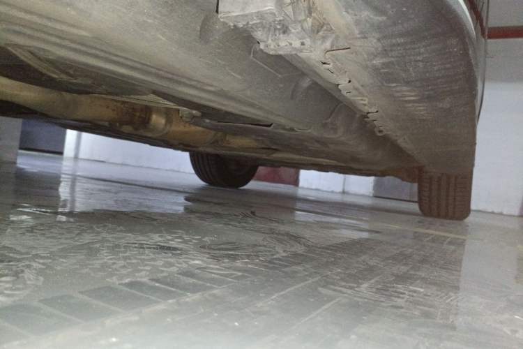 Used Mercedes-Benz GL-Class  Chassis Rear Right