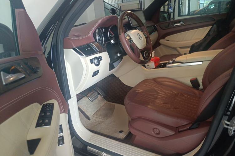 Used Mercedes-Benz GL-Class 2014 GL 400 4MATIC Dynamic Model Driver Seat
