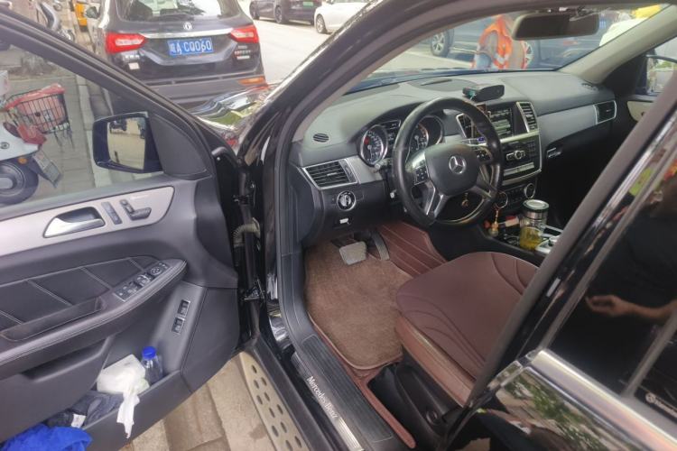 Used Mercedes-Benz GL-Class 2014 GL 400 4MATIC Dynamic Model Driver Seat