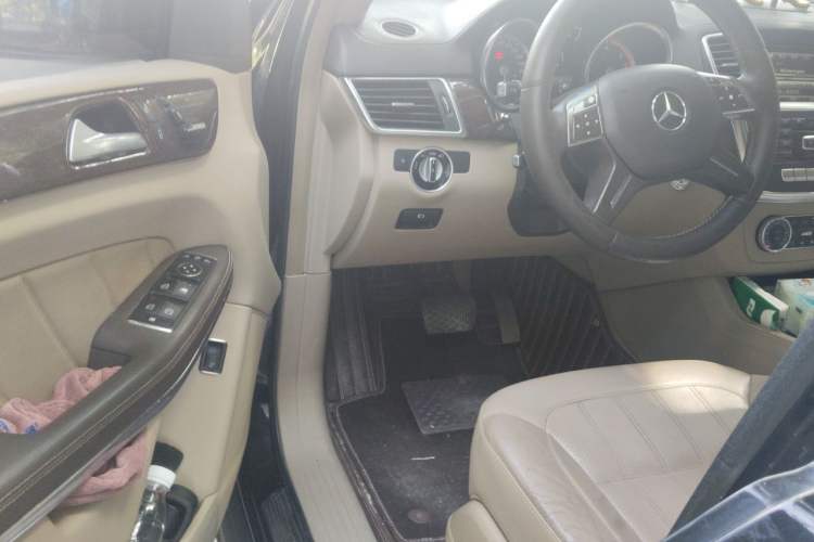 Used Mercedes-Benz GL-Class 2014 GL 350 CDI 4MATIC Driver Seat