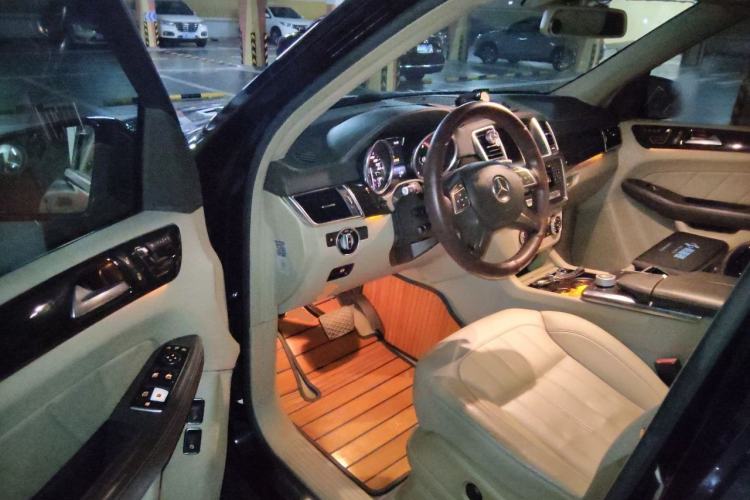 Used Mercedes-Benz GL-Class  Driver Seat
