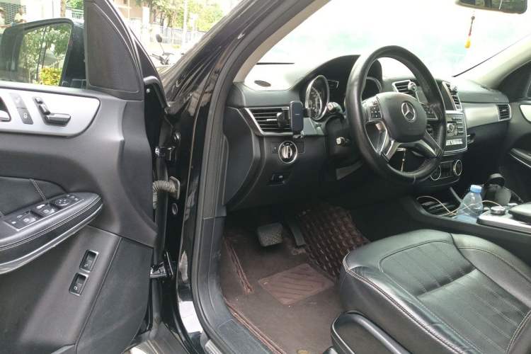 Used Mercedes-Benz GL-Class 2014 GL 400 4MATIC Dynamic Model Driver Seat
