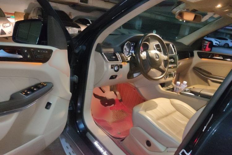 Used Mercedes-Benz GL-Class  Driver Seat