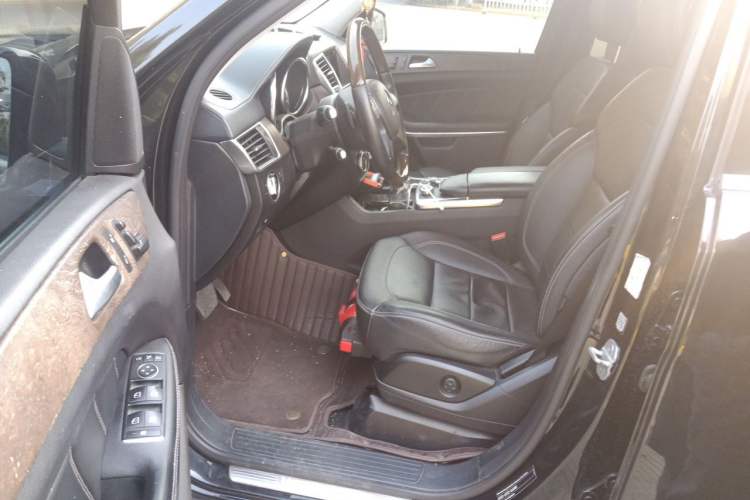 Used Mercedes-Benz GL-Class 2014 GL 400 4MATIC Luxury Model Driver Seat