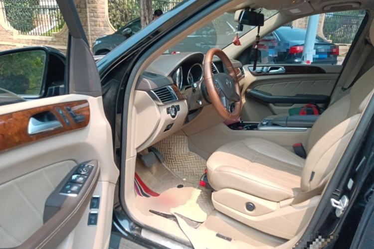 Used Mercedes-Benz GL-Class  Driver Seat