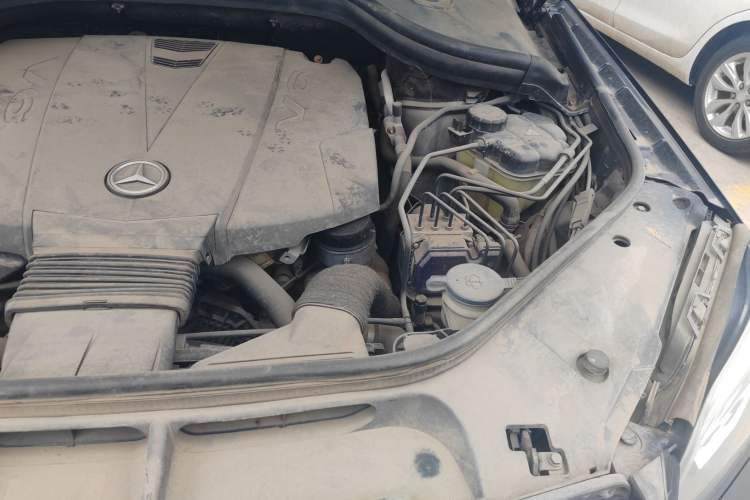 Used Mercedes-Benz GL-Class 2014 GL 350 CDI 4MATIC Engine Bay Left