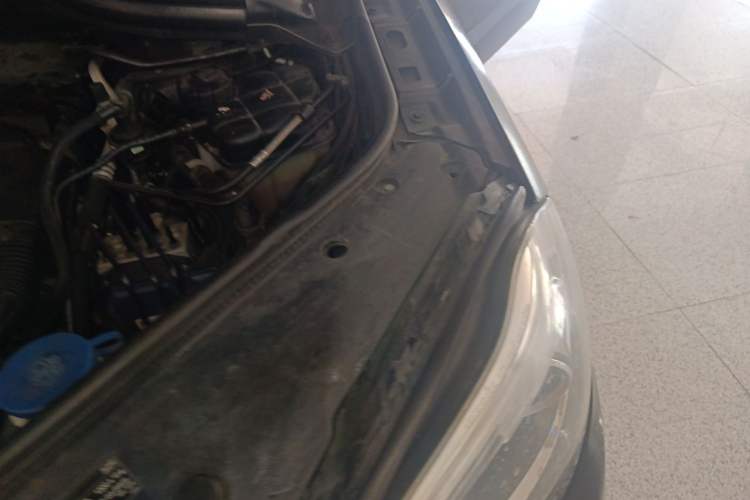 Used Mercedes-Benz GL-Class 2014 GL 400 4MATIC Dynamic Model Engine Bay Left