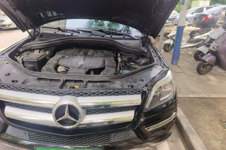Used Mercedes-Benz GL-Class 2014 GL 400 4MATIC Dynamic Model Engine Bay Left