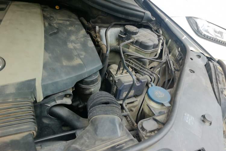Used Mercedes-Benz GL-Class 2014 GL 350 CDI 4MATIC Engine Bay Left