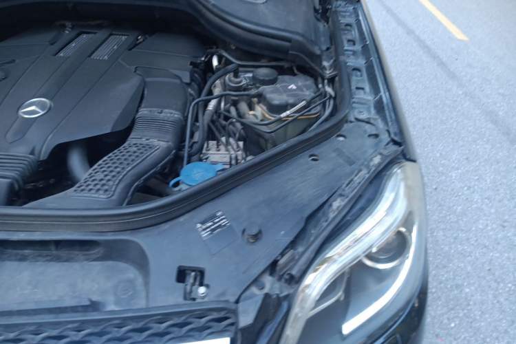 Used Mercedes-Benz GL-Class 2014 GL 400 4MATIC Luxury Model Engine Bay Left
