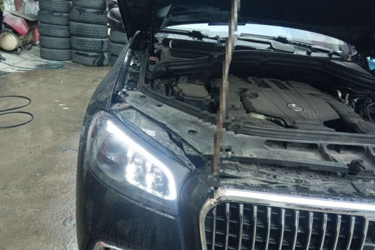 Used Mercedes-Benz GL-Class 2014 GL 400 4MATIC Dynamic Model Engine Bay Right