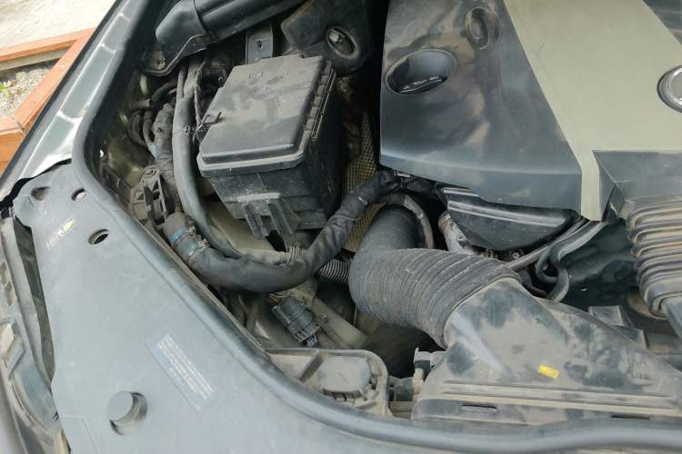 Used Mercedes-Benz GL-Class 2014 GL 350 CDI 4MATIC Engine Bay Right