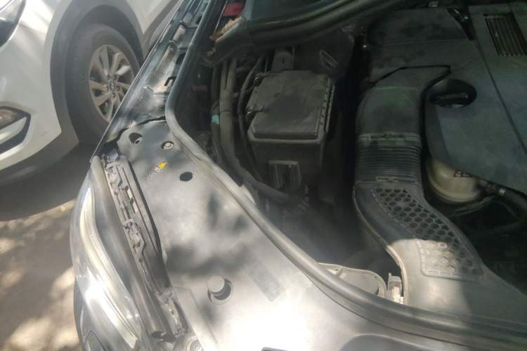Used Mercedes-Benz GL-Class 2014 GL 400 4MATIC Dynamic Model Engine Bay Right