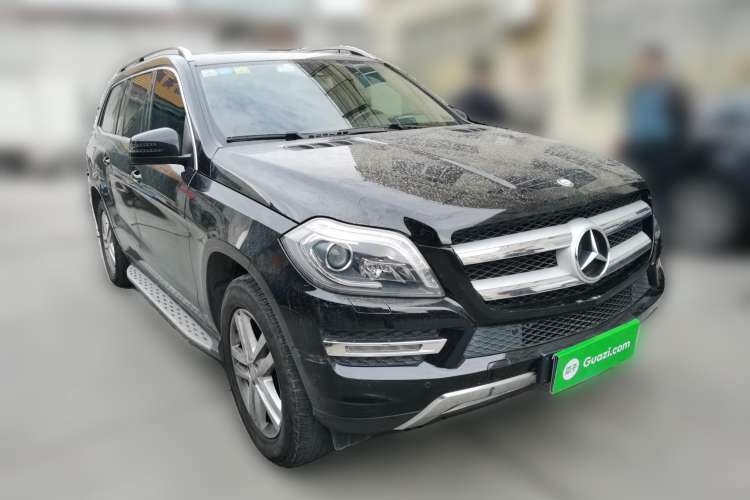 Used Mercedes-Benz GL-Class 2014 GL 350 CDI 4MATIC Front Right 45 Deg