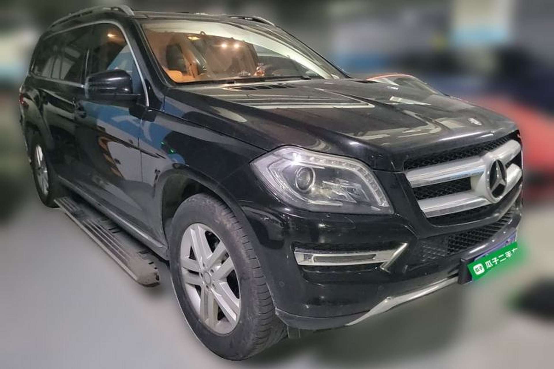 Used Mercedes-Benz GL-Class 2014 GL 400 4MATIC Dynamic Model Front Right 45 Deg