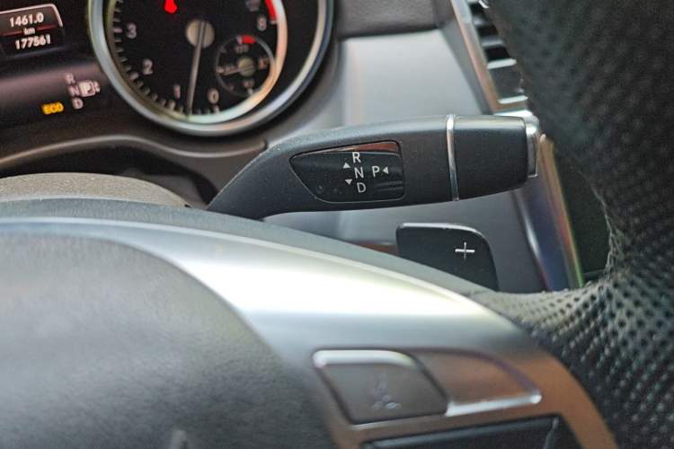 Used Mercedes-Benz GL-Class 2014 GL 400 4MATIC Dynamic Model Gear Lever