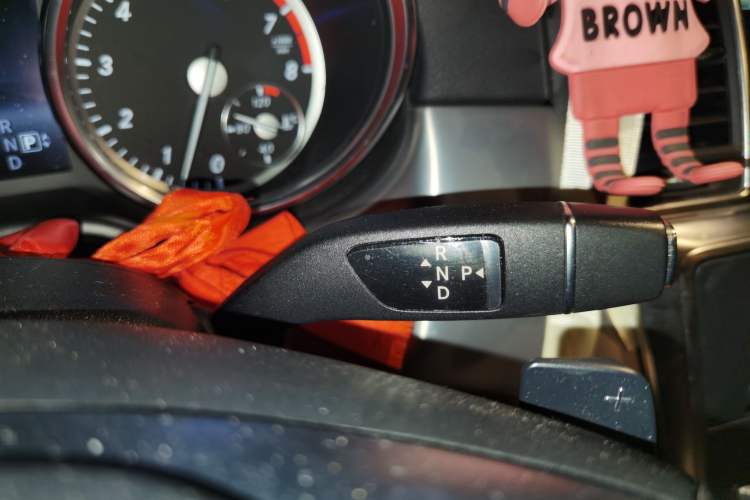 Used Mercedes-Benz GL-Class 2014 GL 400 4MATIC Dynamic Model Gear Lever