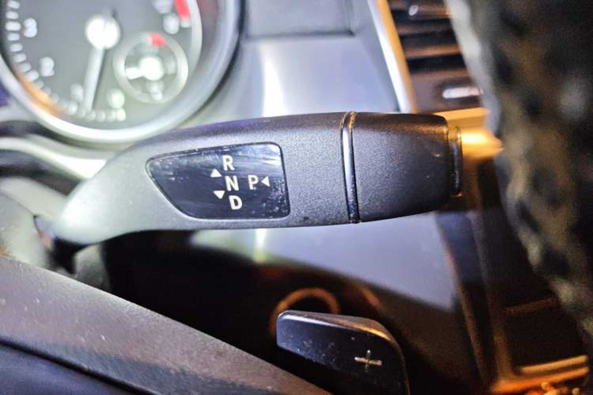 Used Mercedes-Benz GL-Class 2014 GL 400 4MATIC Dynamic Model Gear Lever