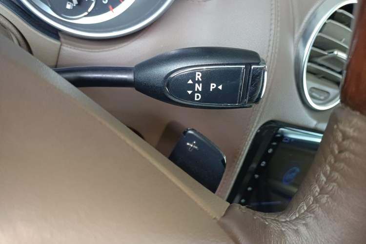 Used Mercedes-Benz GL-Class 2014 GL 350 CDI 4MATIC Gear Lever
