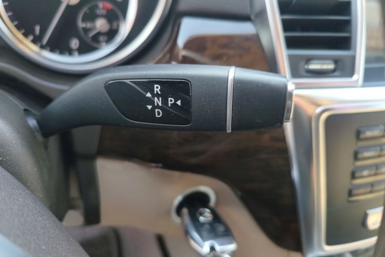 Used Mercedes-Benz GL-Class 2014 GL 350 CDI 4MATIC Gear Lever