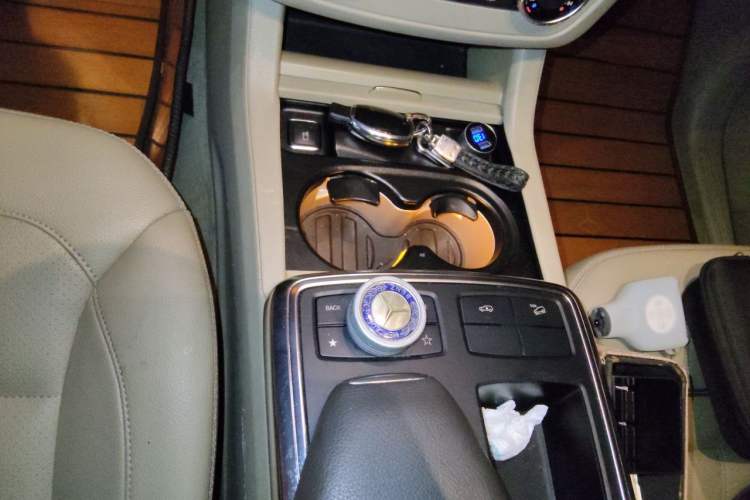 Used Mercedes-Benz GL-Class  Gear Lever