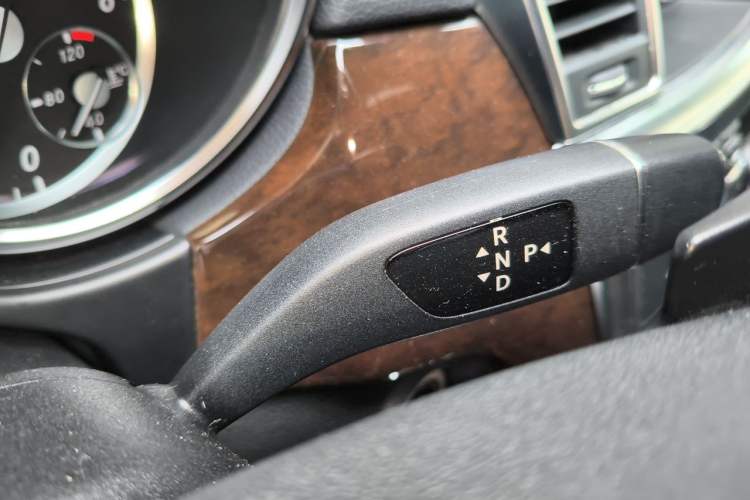 Used Mercedes-Benz GL-Class 2014 GL 350 CDI 4MATIC Gear Lever