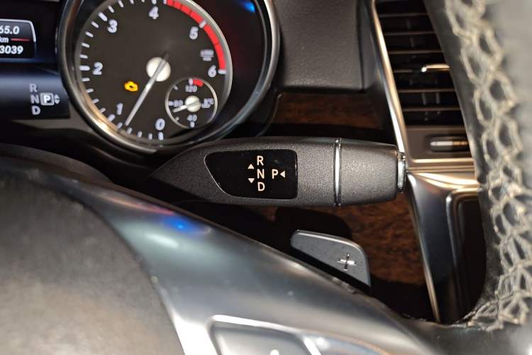 Used Mercedes-Benz GL-Class 2014 GL 350 CDI 4MATIC Gear Lever