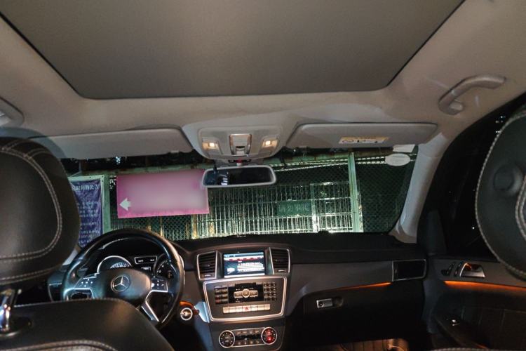 Used Mercedes-Benz GL-Class 2014 GL 400 4MATIC Dynamic Model Headliner