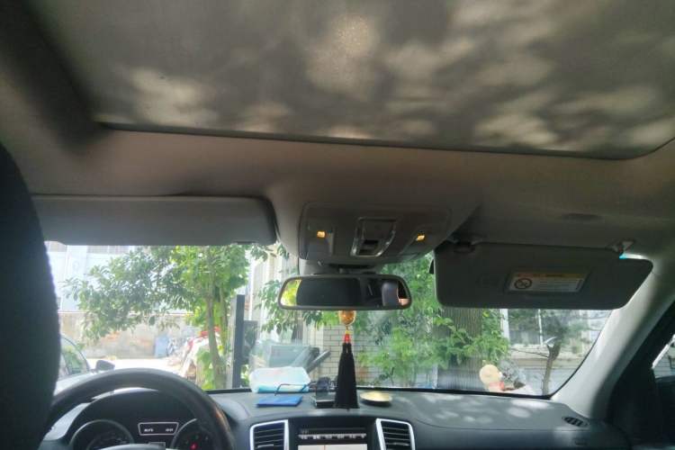 Used Mercedes-Benz GL-Class 2014 GL 400 4MATIC Dynamic Model Headliner