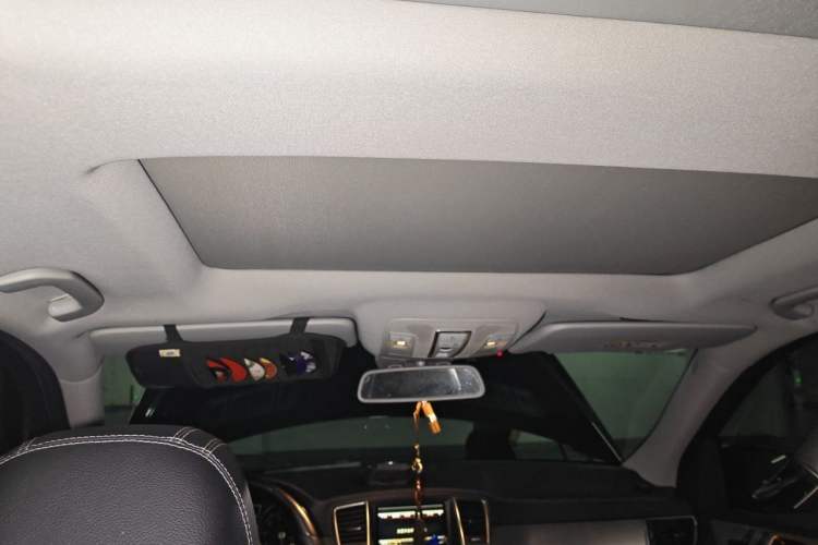 Used Mercedes-Benz GL-Class 2014 GL 400 4MATIC Dynamic Model Headliner