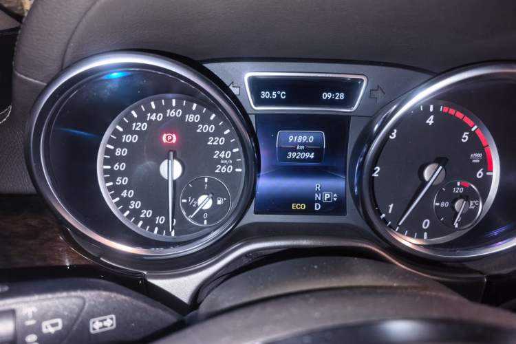 Used Mercedes-Benz GL-Class 2014 GL 350 CDI 4MATIC Instrument Cluster