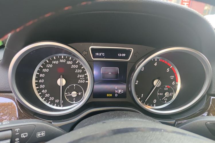 Used Mercedes-Benz GL-Class 2014 GL 350 CDI 4MATIC Instrument Cluster