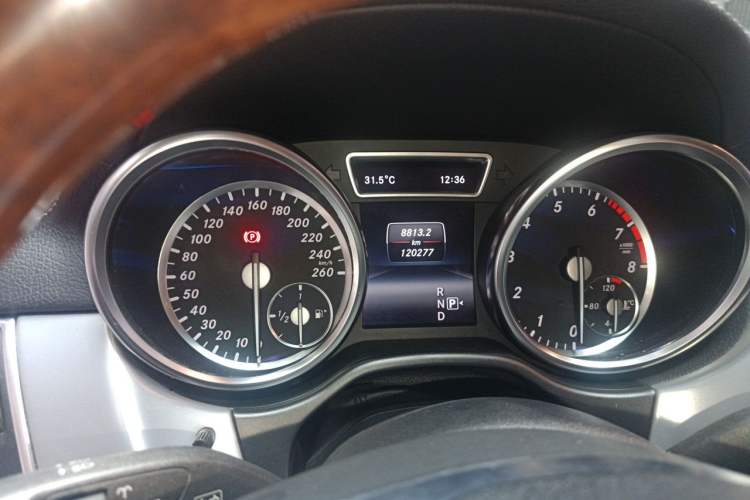 Used Mercedes-Benz GL-Class 2014 GL 400 4MATIC Dynamic Model Instrument Cluster