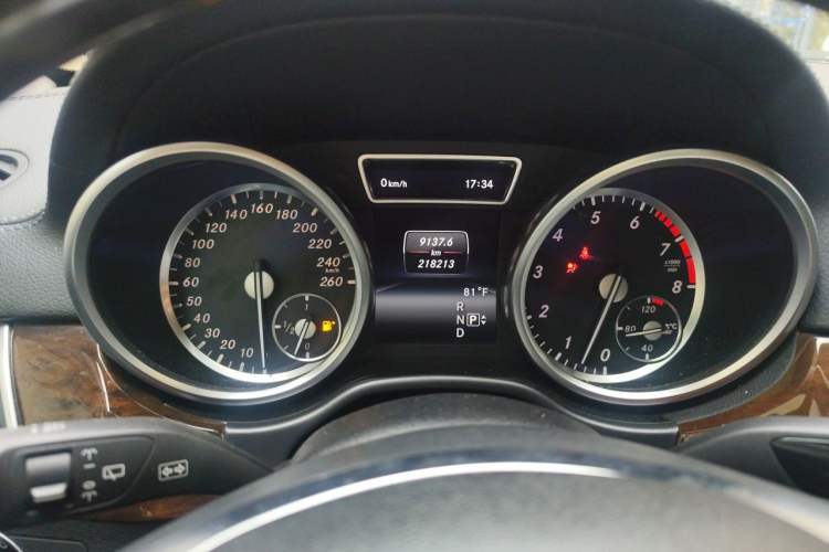 Used Mercedes-Benz GL-Class  Instrument Cluster