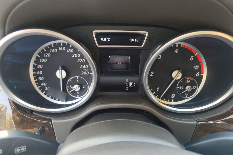 Used Mercedes-Benz GL-Class 2014 GL 350 CDI 4MATIC Instrument Cluster