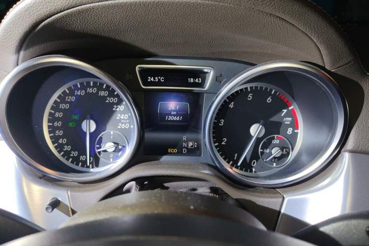 Used Mercedes-Benz GL-Class 2014 GL 400 4MATIC Dynamic Model Instrument Cluster