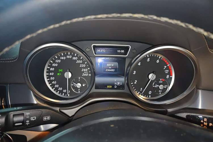 Used Mercedes-Benz GL-Class 2014 GL 400 4MATIC Dynamic Model Instrument Cluster