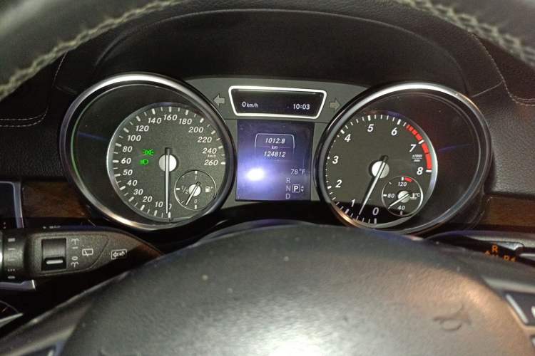 Used Mercedes-Benz GL-Class  Instrument Cluster