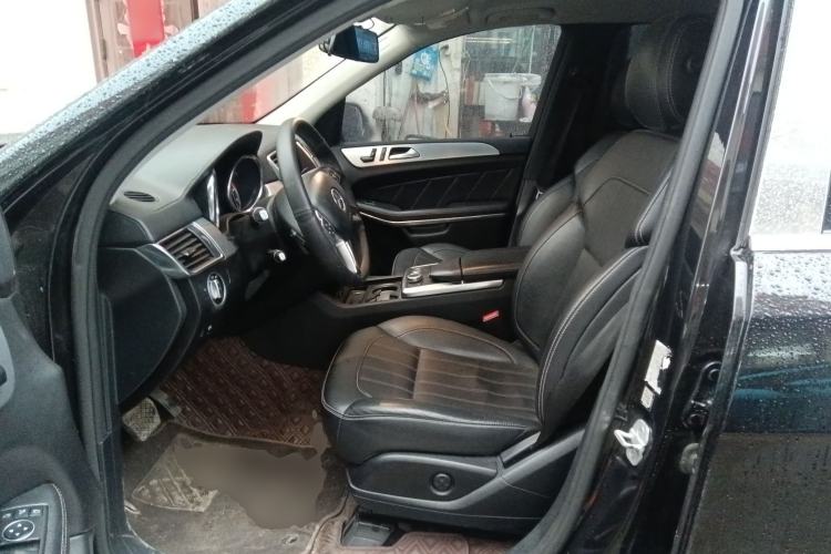 Used Mercedes-Benz GL-Class 2014 GL 400 4MATIC Dynamic Model Left Front Seat