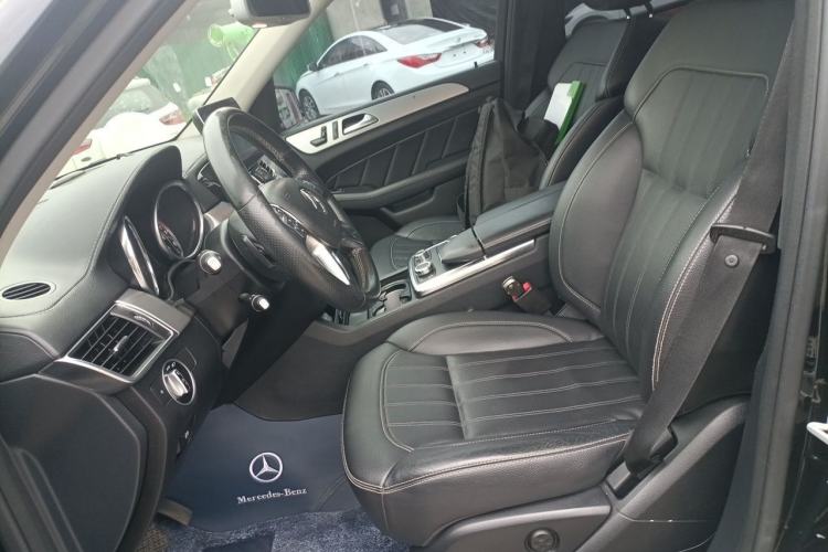Used Mercedes-Benz GL-Class 2014 GL 400 4MATIC Dynamic Model Left Front Seat