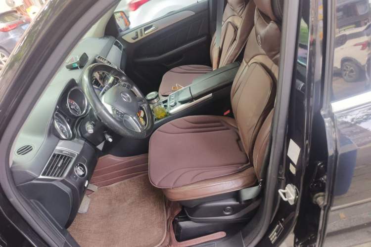 Used Mercedes-Benz GL-Class 2014 GL 400 4MATIC Dynamic Model Left Front Seat