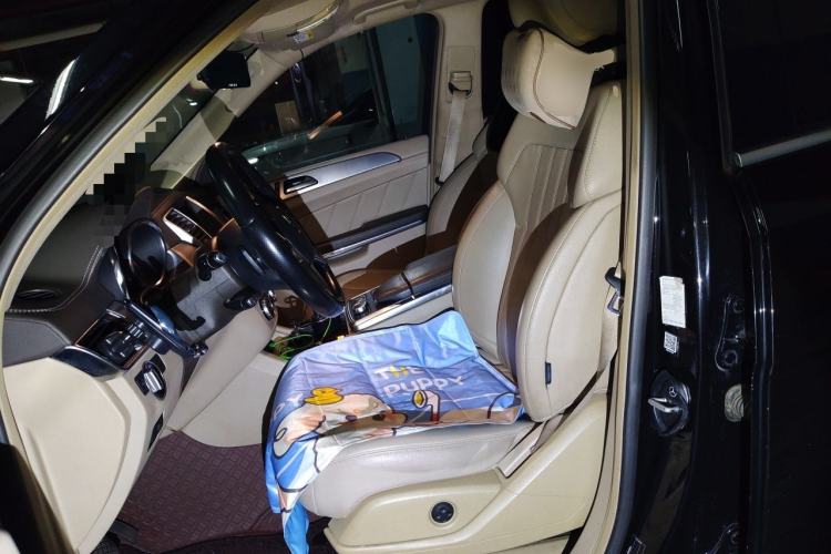 Used Mercedes-Benz GL-Class 2014 GL 400 4MATIC Dynamic Model Left Front Seat