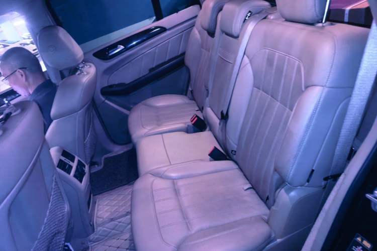 Used Mercedes-Benz GL-Class 2014 GL 350 CDI 4MATIC Left Rear Seat