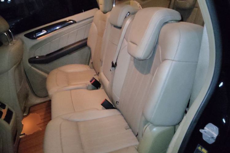 Used Mercedes-Benz GL-Class  Left Rear Seat