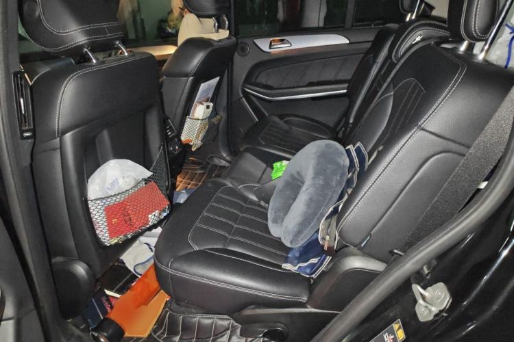 Used Mercedes-Benz GL-Class 2014 GL 400 4MATIC Dynamic Model Left Rear Seat