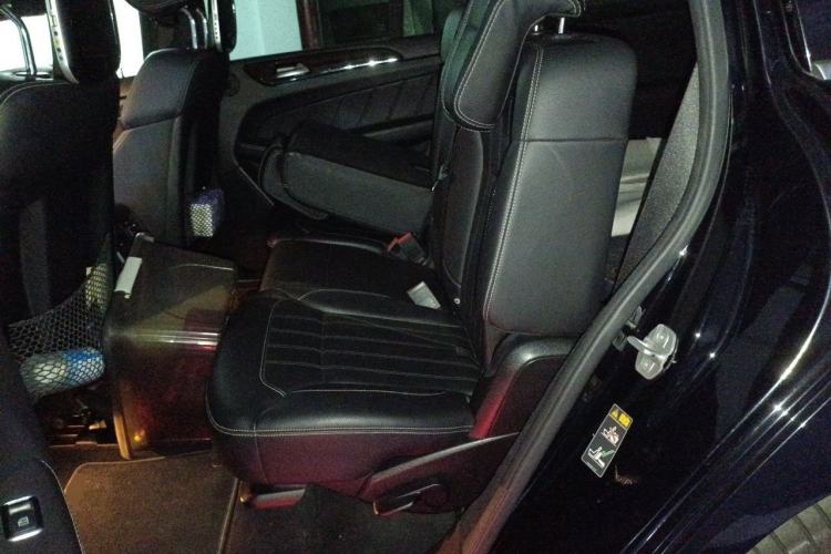 Used Mercedes-Benz GL-Class  Left Rear Seat